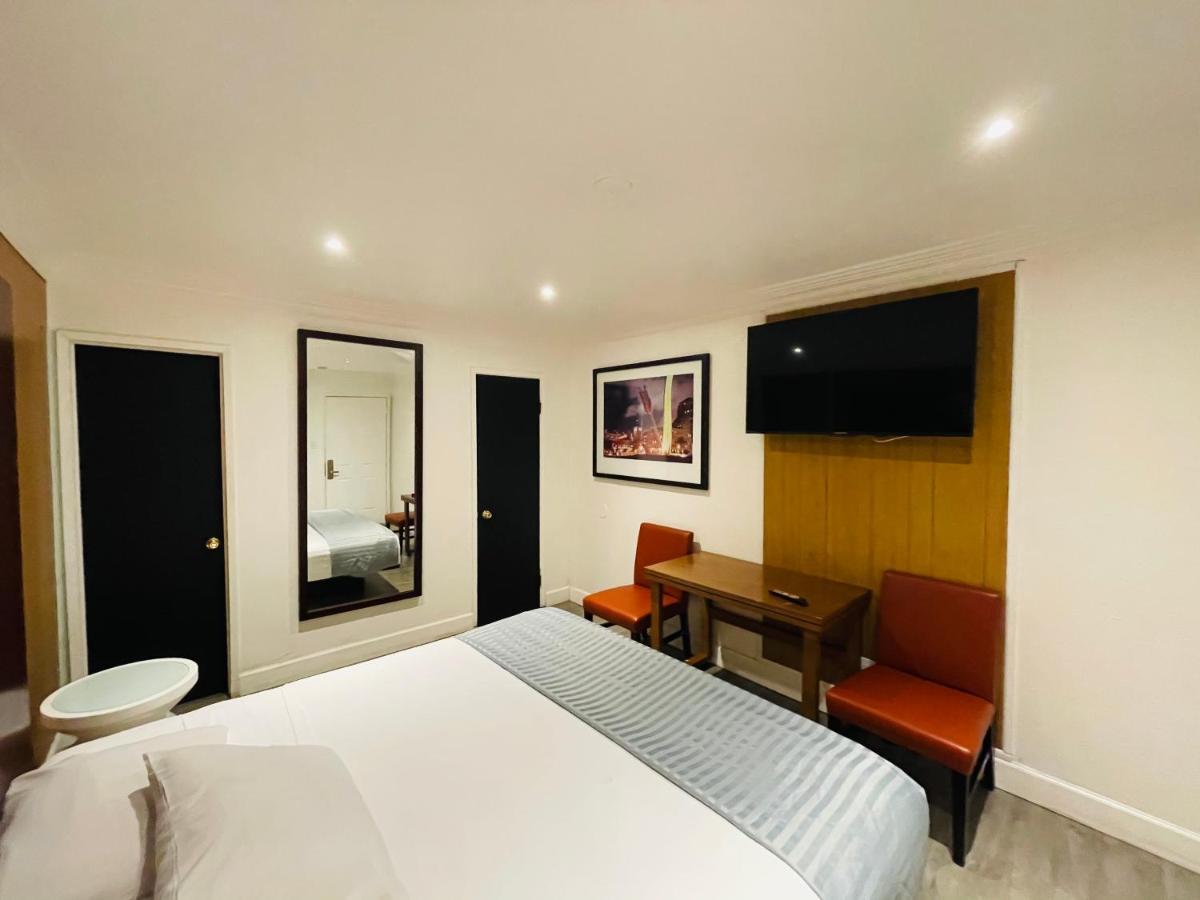 Casa Blanca Inn & Suites 위티어 외부 사진