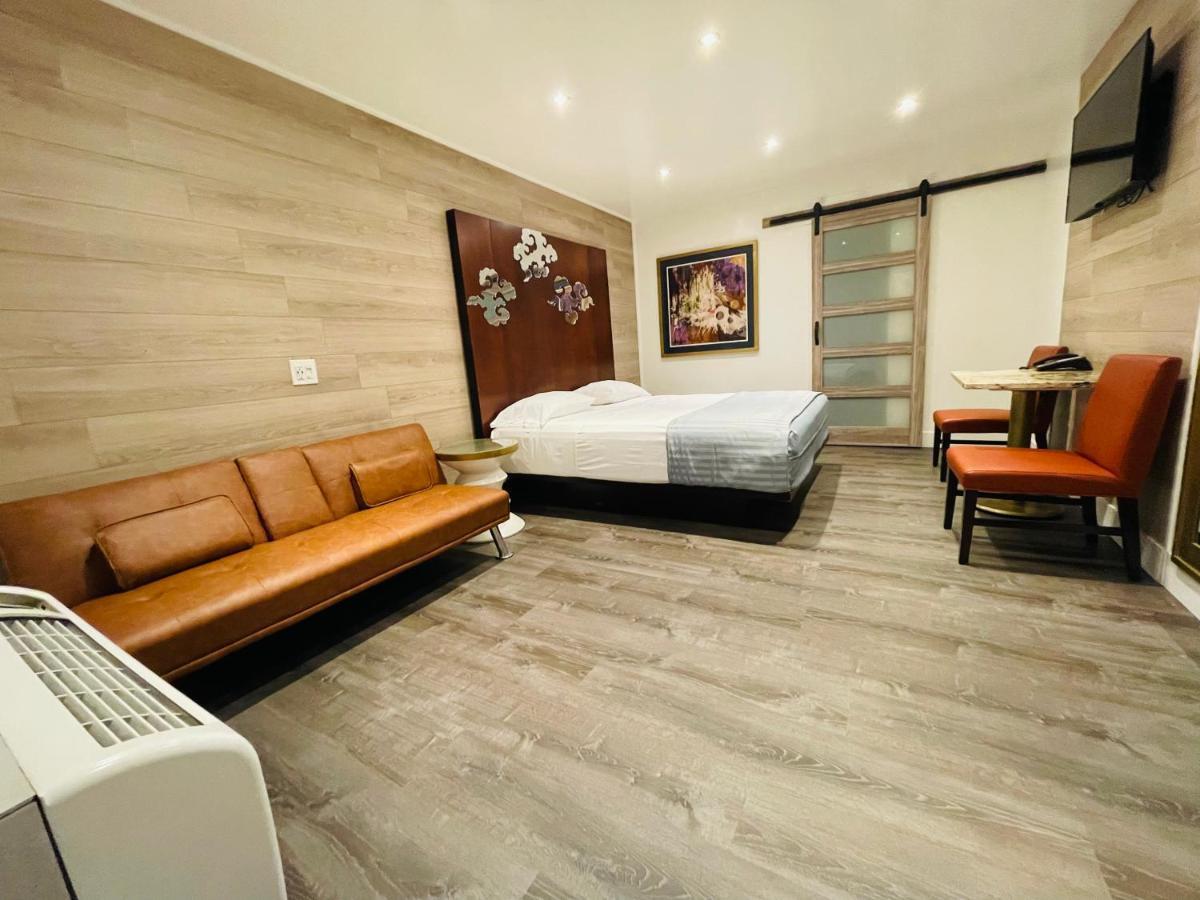 Casa Blanca Inn & Suites 위티어 외부 사진