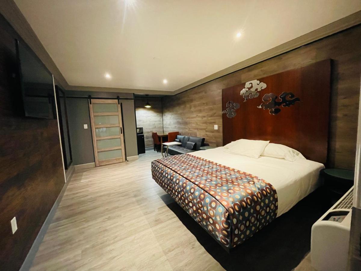 Casa Blanca Inn & Suites 위티어 외부 사진
